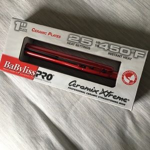 BabylissPro 1” flat iron